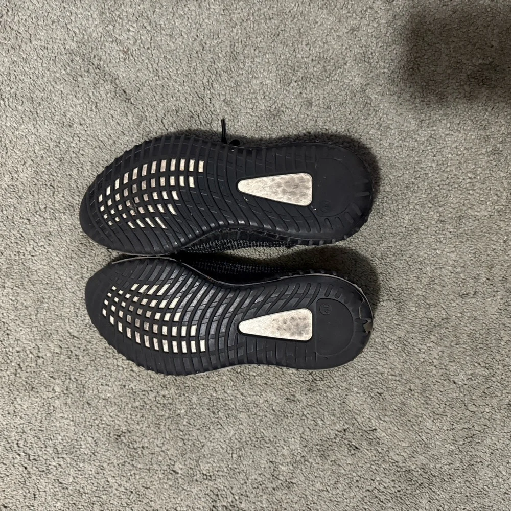 Stylish sneakers - Picture 5 of 6